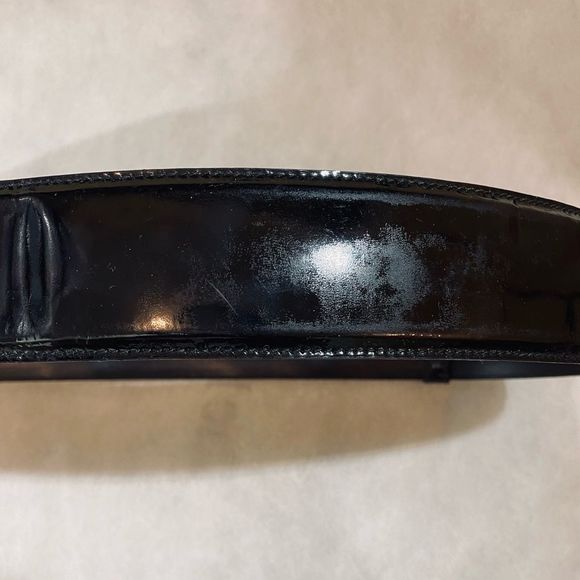 Salvatore Ferragamo Black Wide Enamel Leather Belt with Gold-Tone Trinity Buckle main image 8